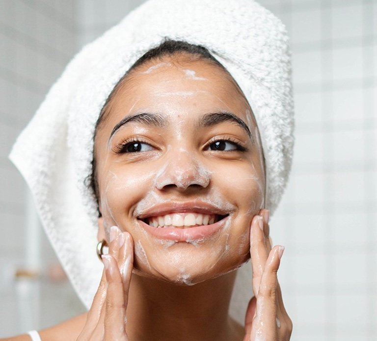 The Ultimate Skincare Routine For Oily Skin In Summer